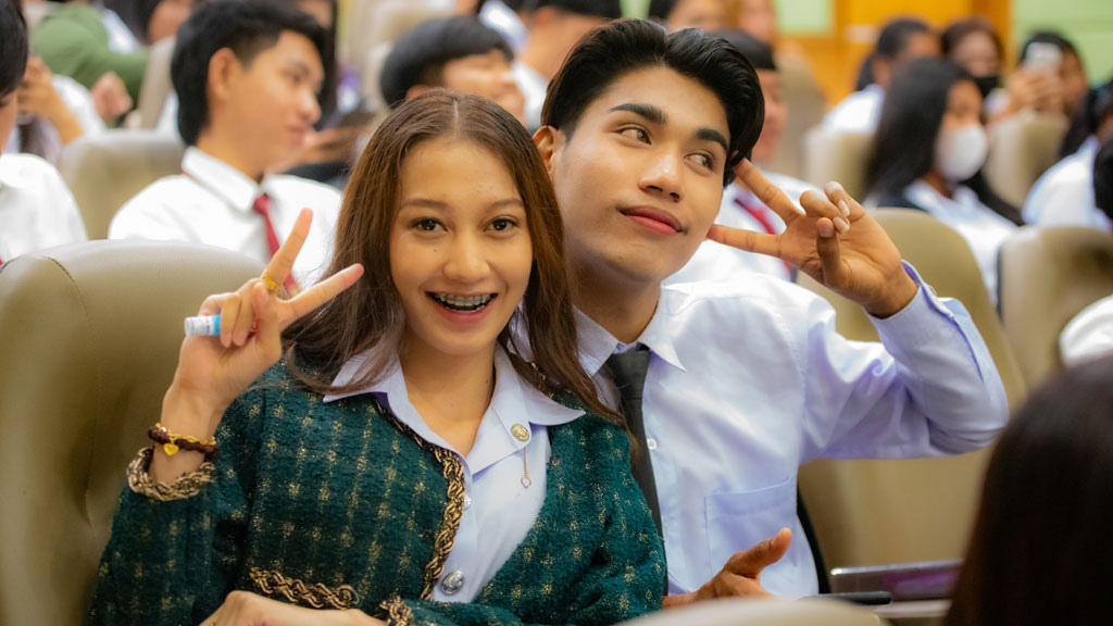 คณะนิติศาสตร์ มรส.ร่วมกับ คณะกรรมการบริหารสาธารณสุข โรงพยาบาลสุราษฎร์ธานี จัดกิจกรรมโครงการ “วัยเรียน วัยใส ห่วงใยสุขภาพ” เพื่อส่งเสริมให้นักศึกษาคณะนิติศาสตร์ มีความรอบรู้ด้ายสุขภาพ เรื่องกิจกรรมทางกายภาพอย่างถูกต้องเหมาะสม ป้องกันการตั้งครรภ์กันวัยอันควร