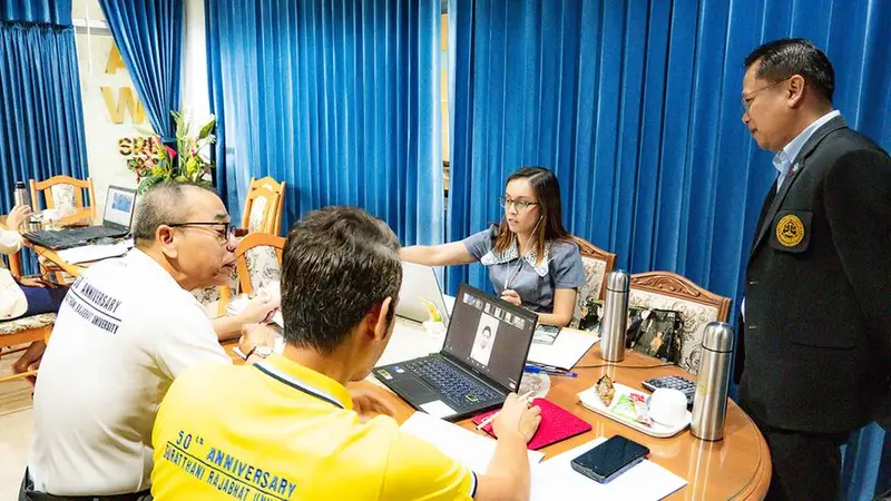 สอบสัมภาษณ์นักเรียน/นักศึกษา ภาคปกติ รอบที่ 3 SRU Roadshow Online