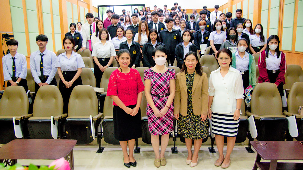 บรรยายสรุปให้นักศึกษา ปี 2 รายวิชา "กฎหมายลักษณะเอกเทศสัญญา"