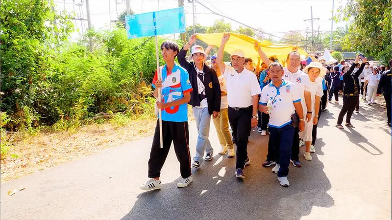 คณะนิติศาสตร์ มรส. ร่วมพิธีสมโภชและแห่ผ้าห่มพระธาตุศรีสุราษฎร์ เพื่อร่วมสืบสานศิลปวัฒนธรรมประเพณีท้องถิ่น