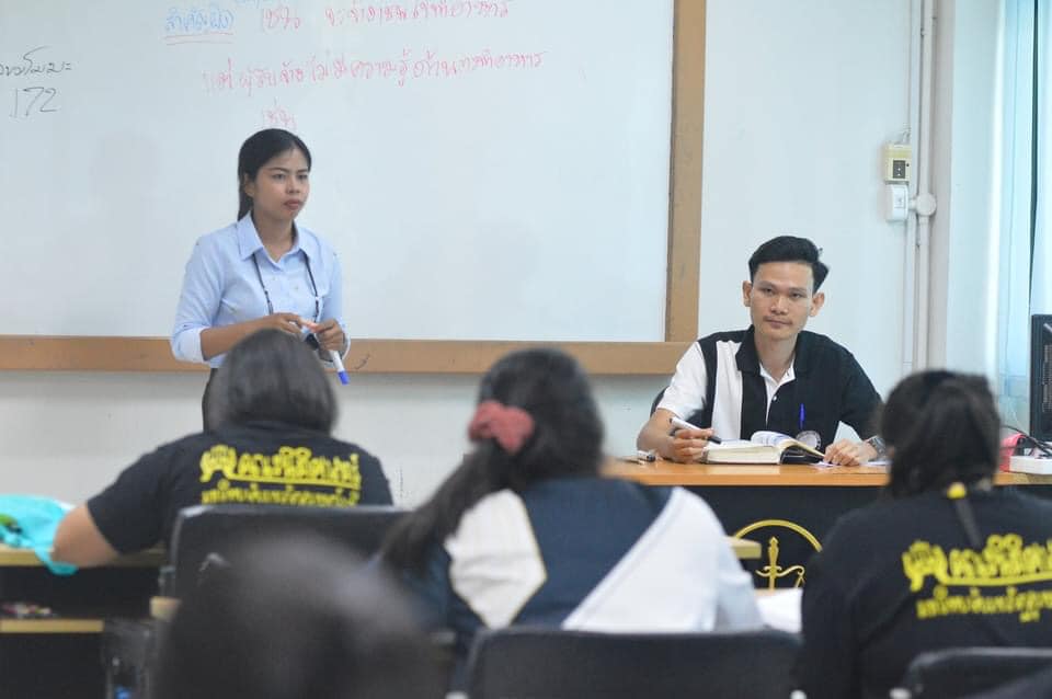 คณะนิติศาสตร์ จัดโครงการพี่ชวนน้องเรียน มุ่งแก้ปัญหานักศึกษาพ้นสภาพ