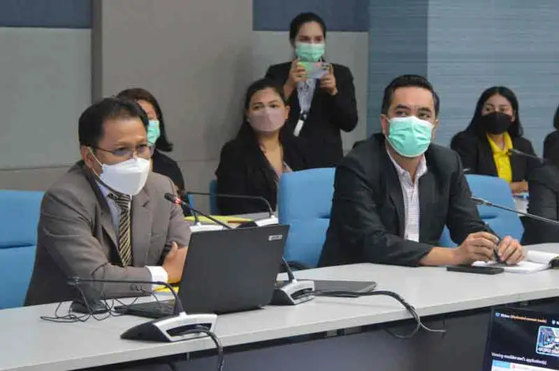 รับ ‘การติดตาม ตรวจสอบ และ ประเมินผลงาน ของคณบดีคณะนิติศาสตร์