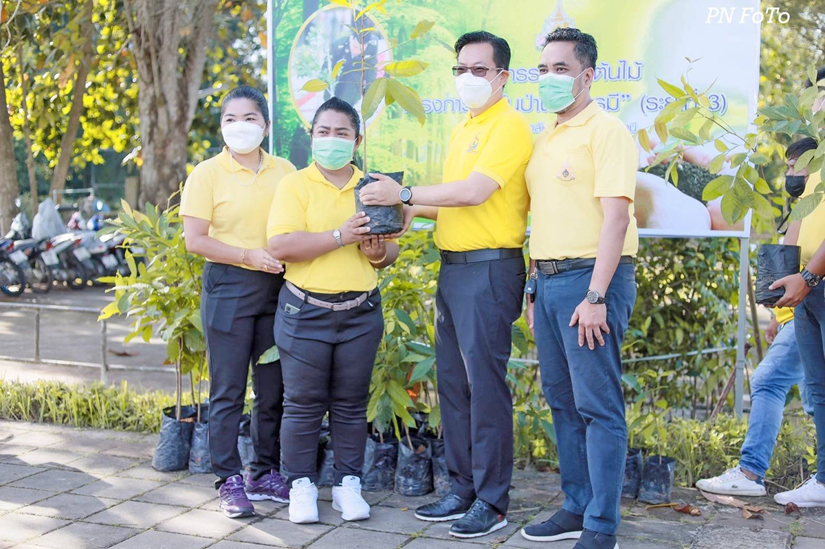 คณะนิติศาสตร์ มรส. ร่วม ปลูกป่า พระบารมี ระยะที่ 3 เพิ่มพื้นที่สีเขียว