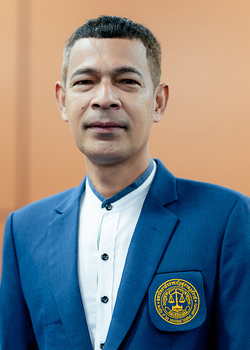 ผศ.ดร.พงศกร ถิ่นเขาต่อ