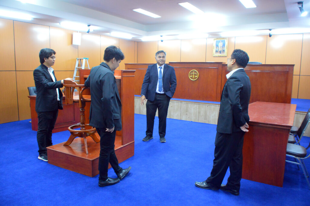 Facuty of Law